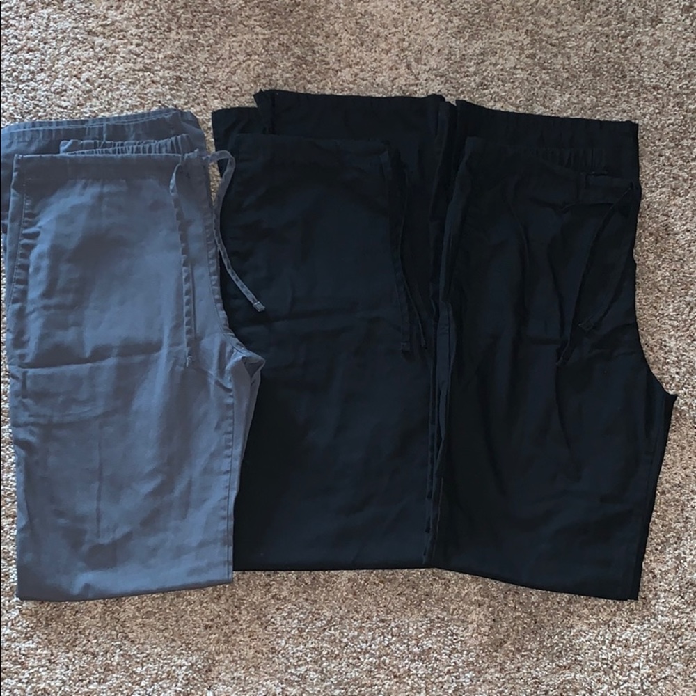 3 scrub pants